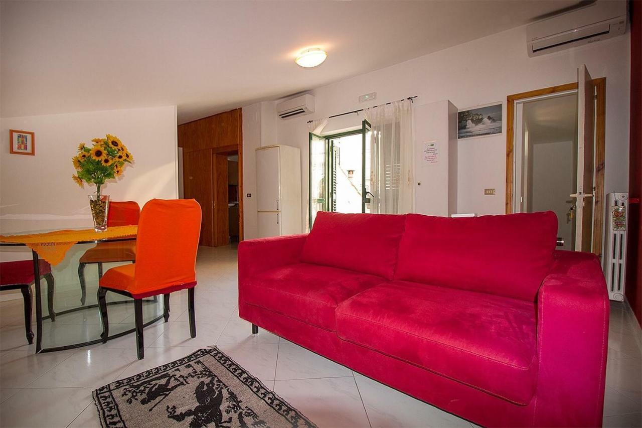 Ferienwohnung Bb Al Centro Di Vietri Exterior foto